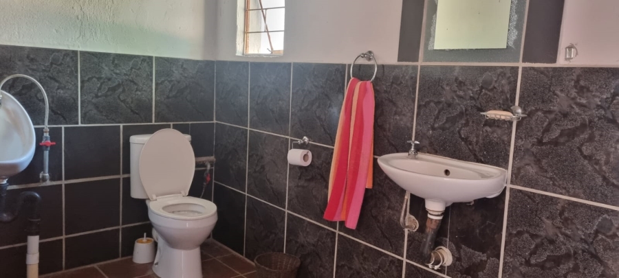 8 Bedroom Property for Sale in Boekenhoutfontein A H North West